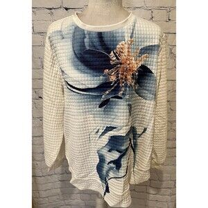 Emery Rose white quilted women's sweatshirt with a blue Floral Design NWT 1X